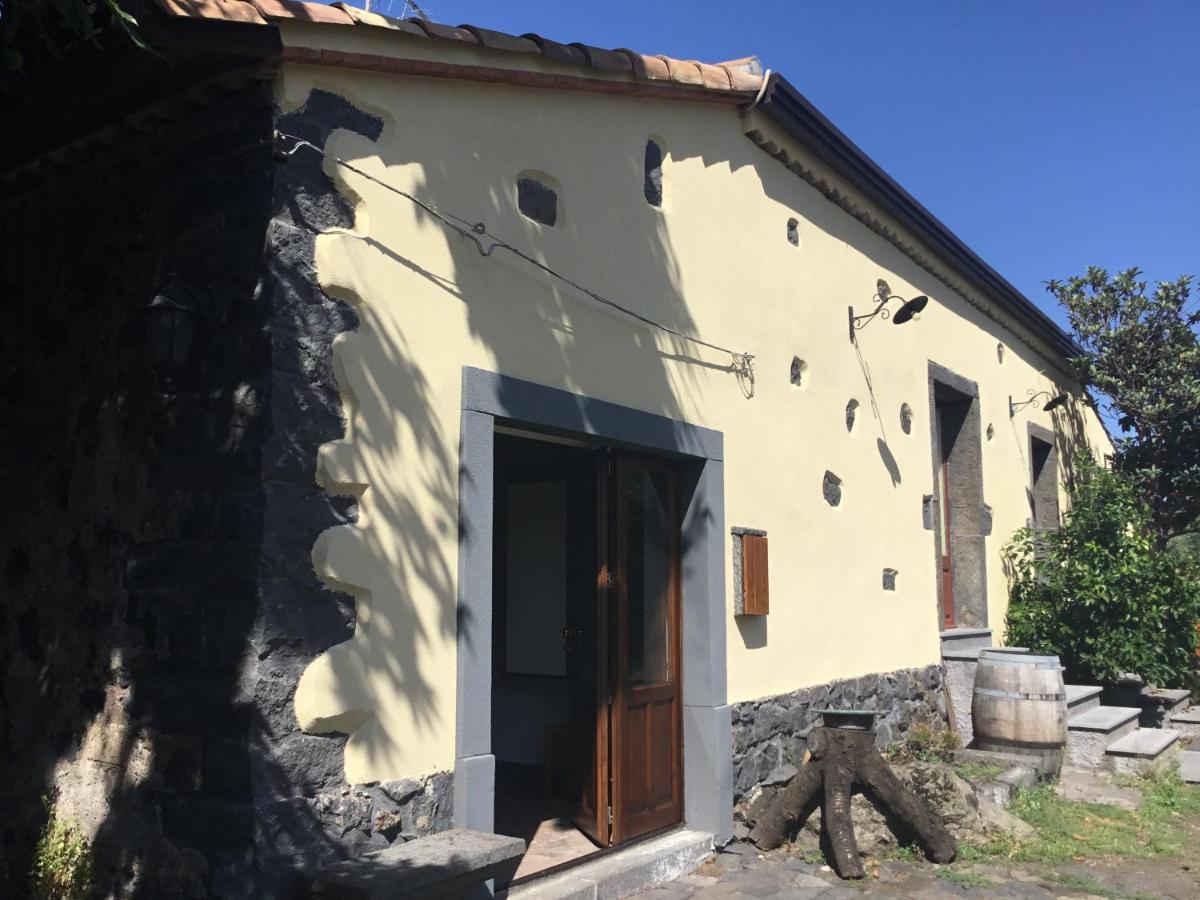 Suite In Vigneto Passopisciaro Exterior foto